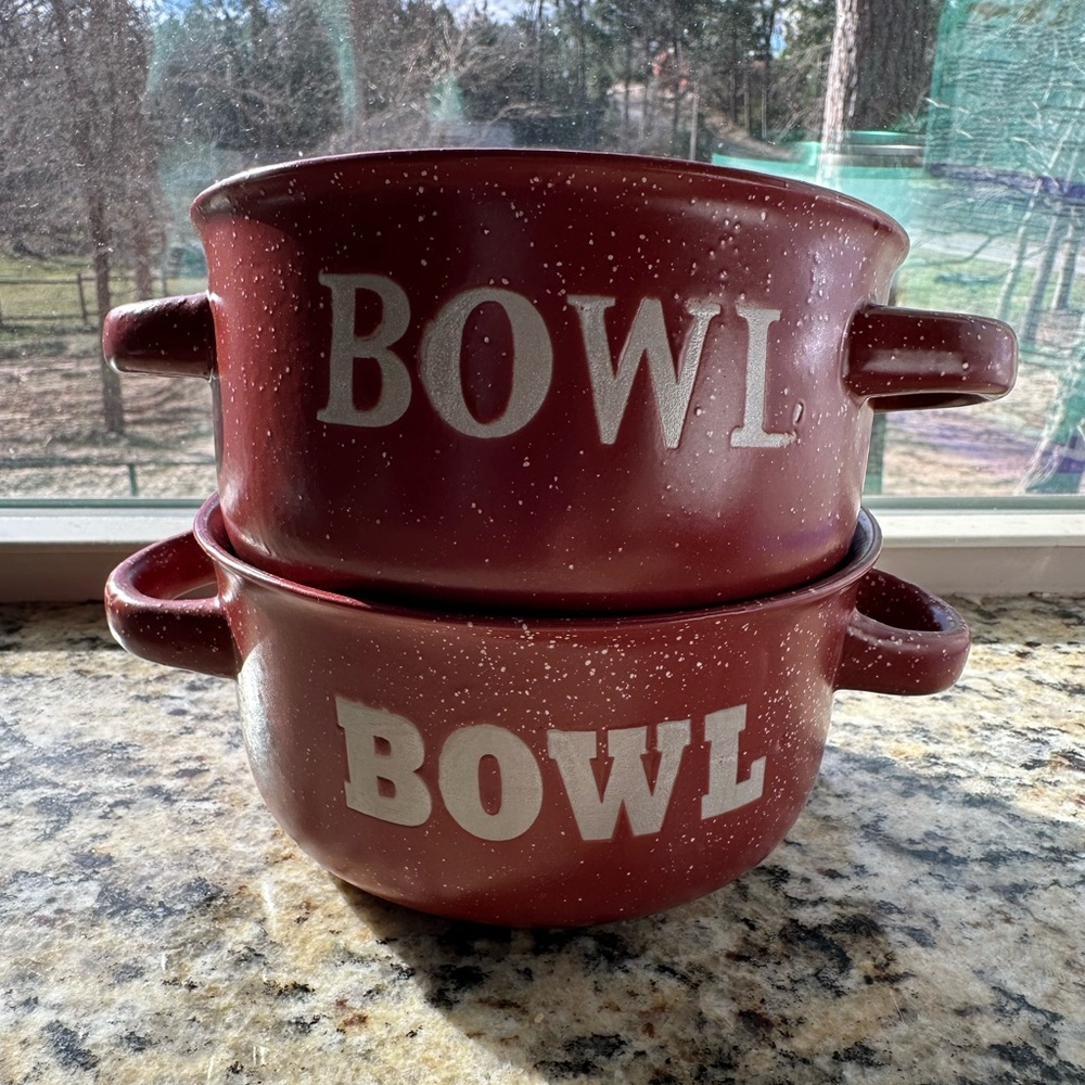 Ceramic matching bowl set